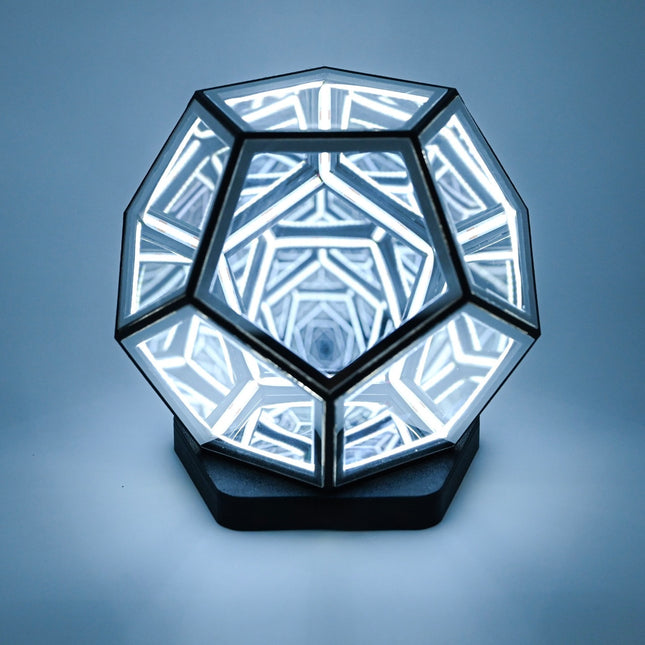 Infinity Mirror Lamp – Sci-Fi LED Abyss Desk Light